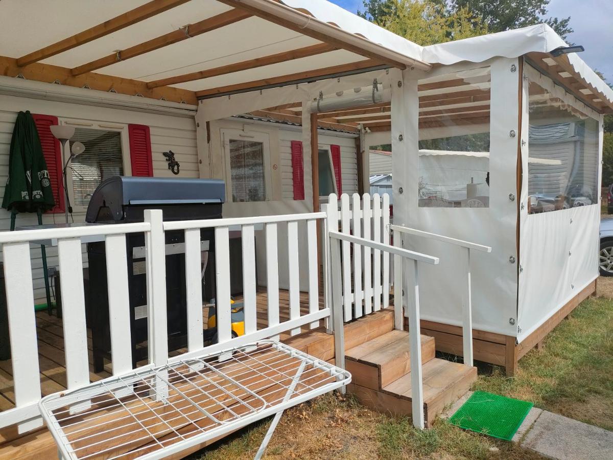 Mobil Home Climatise Au Domaine Lalande A 米尼赞海滩 外观 照片