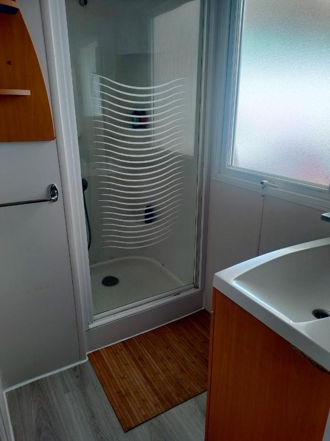 Mobil Home Climatise Au Domaine Lalande A 米尼赞海滩 外观 照片